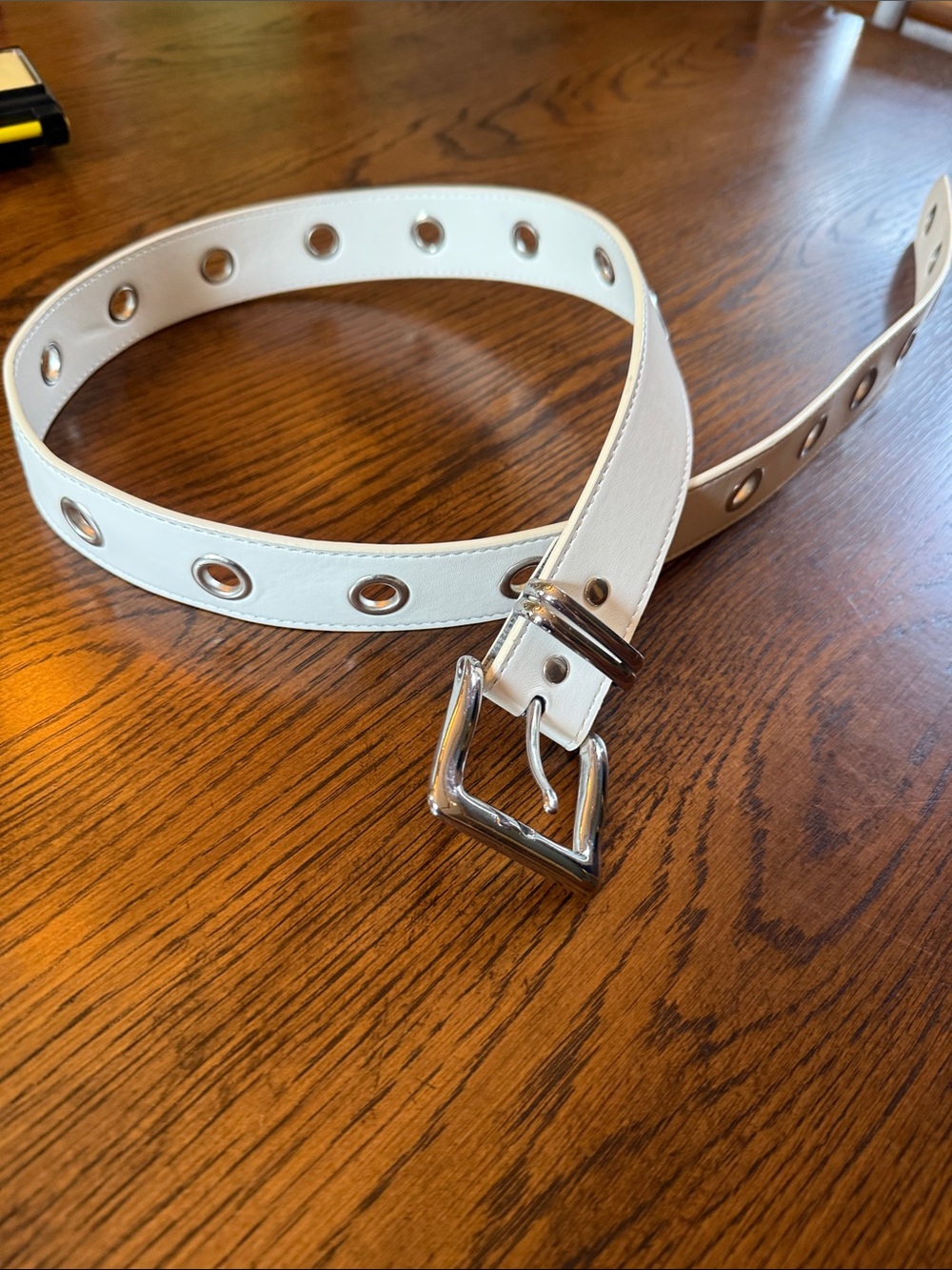 ASOS White Grommet Belt with Silver-Tone Buckle Med
